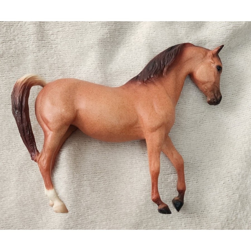 Breyer Molding Co. Horse Speckled Chestnut Brown Vintage Figurine PR114 READ